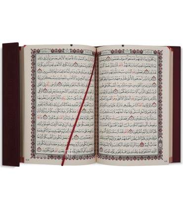 Luxury Quran: Clasp and gold edges